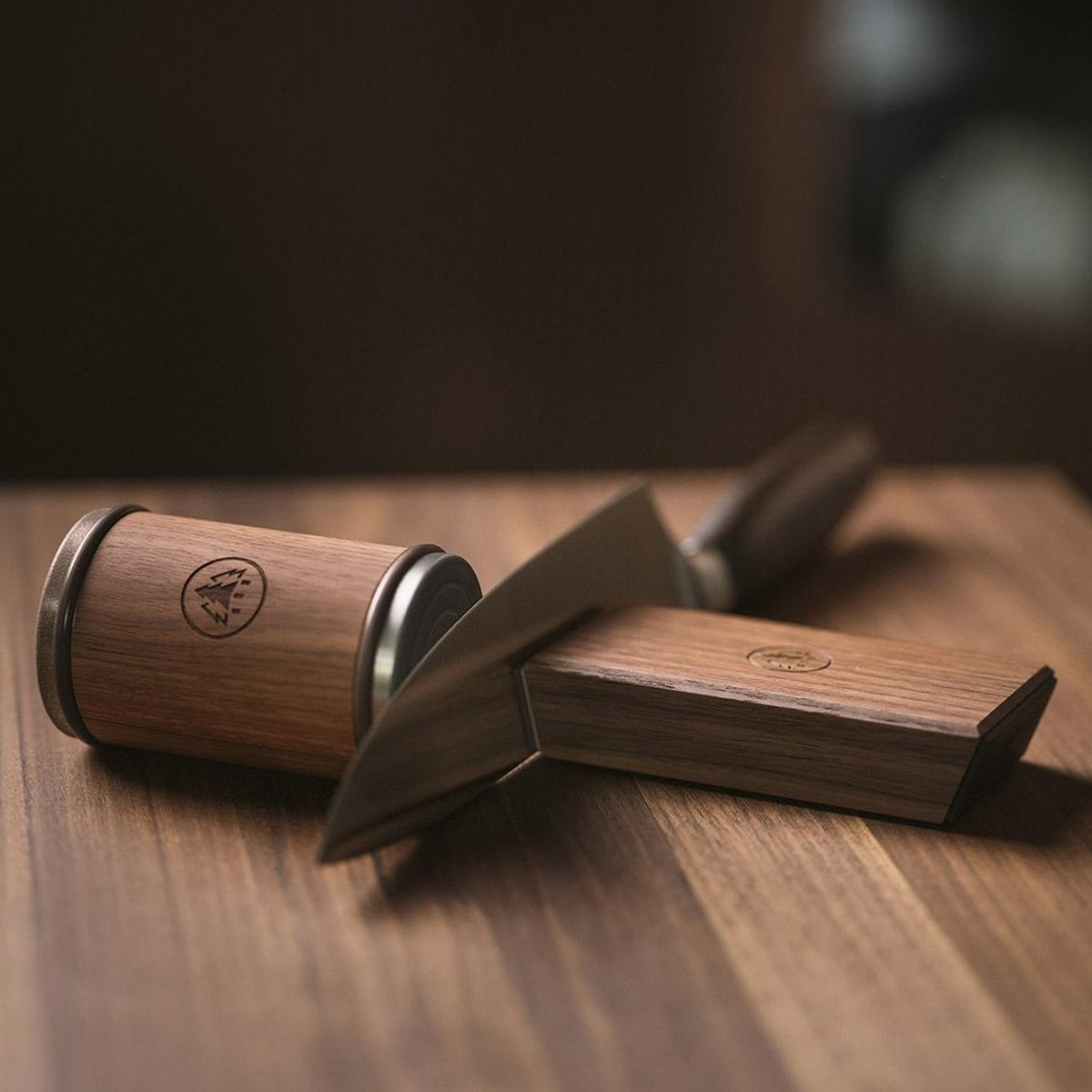 Aiguiseur de couteau deux angles